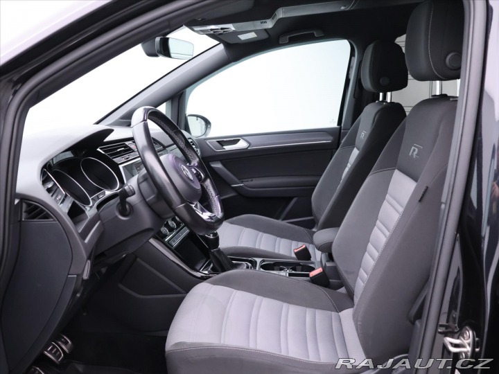Volkswagen Touran 2,0 TDI 110kW R-Line LED 2017