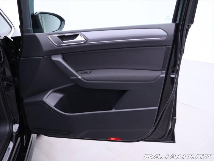 Volkswagen Touran 2,0 TDI 110kW R-Line LED 2017