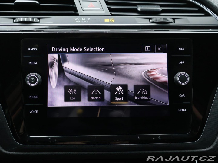 Volkswagen Touran 2,0 TDI 110kW R-Line LED 2017