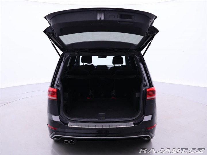 Volkswagen Touran 2,0 TDI 110kW R-Line LED 2017