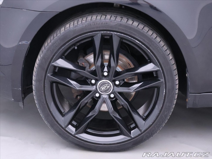 Škoda Octavia 1,6 TDI 77kW Klima 1.Maji 2013