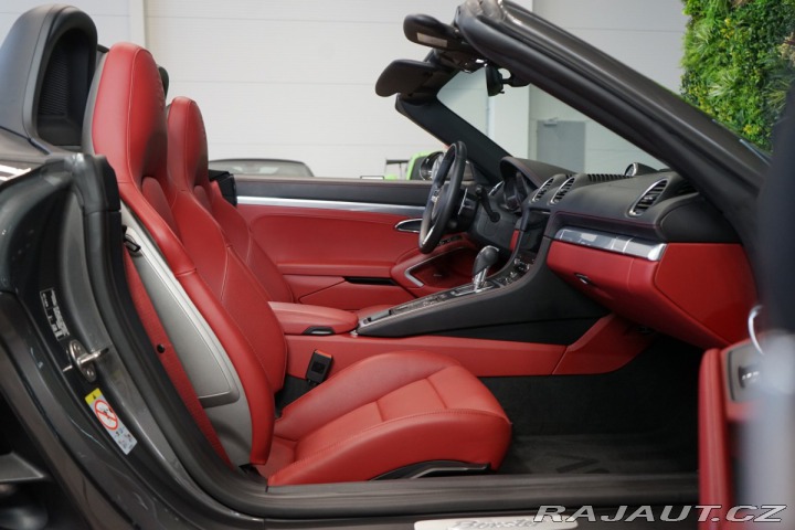Porsche 718 BOXSTER*CHRONO*KAMERA*PDK 2024