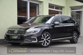 Volkswagen Passat GTE 1,4TSi+PHEV FULLED ČR