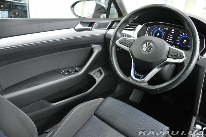 Volkswagen Passat GTE 1,4TSi+PHEV FULLED ČR 2019