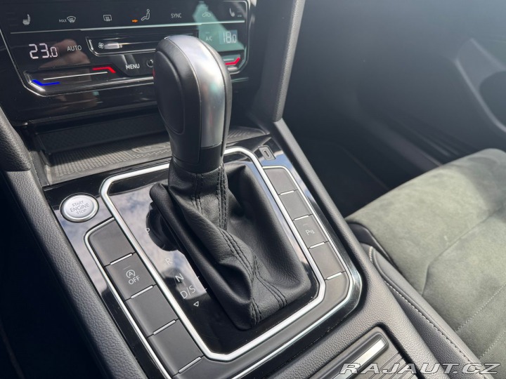 Volkswagen Passat Elegance 2,0TDI 110kW Taž 2021