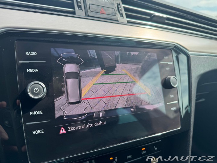 Volkswagen Passat Elegance 2,0TDI 110kW Taž 2021