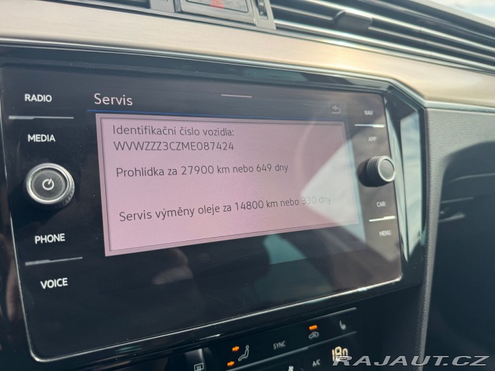 Volkswagen Passat Elegance 2,0TDI 110kW Taž 2021