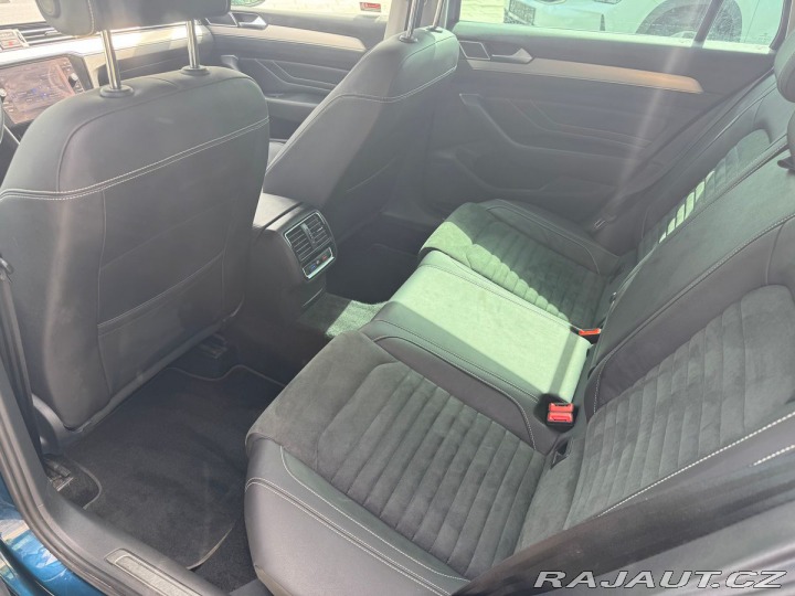 Volkswagen Passat Elegance 2,0TDI 110kW Taž 2021