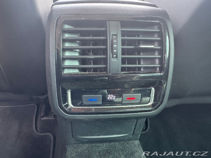 Volkswagen Passat Elegance 2,0TDI 110kW Taž 2021