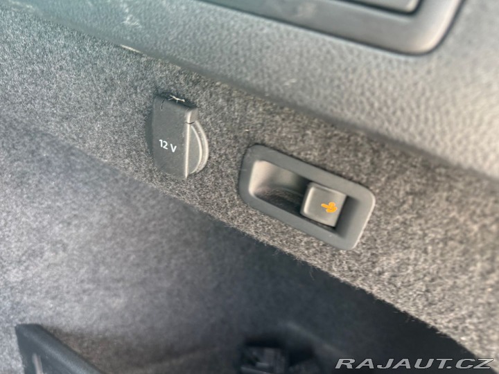 Volkswagen Passat Elegance 2,0TDI 110kW Taž 2021