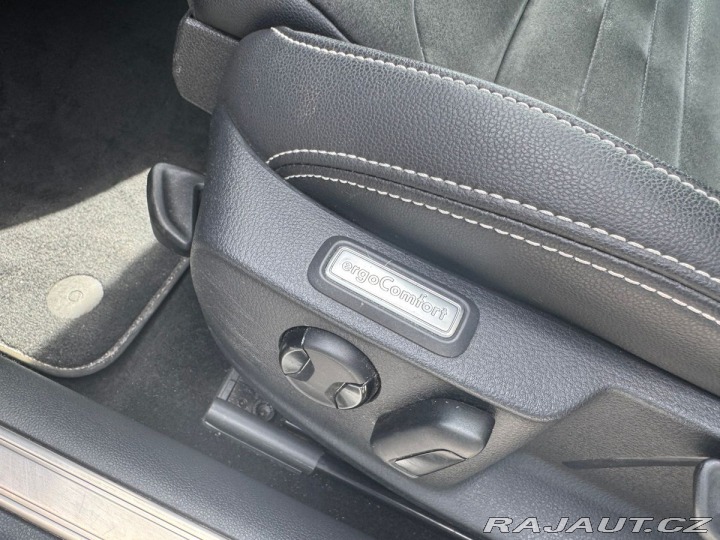 Volkswagen Passat Elegance 2,0TDI 110kW Taž 2021