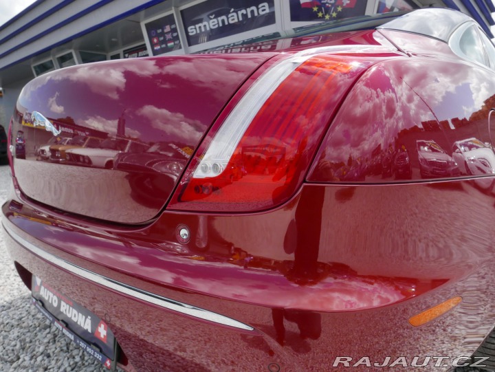 Jaguar XJ 3,0 V6 Diesel Panorama Au 2010