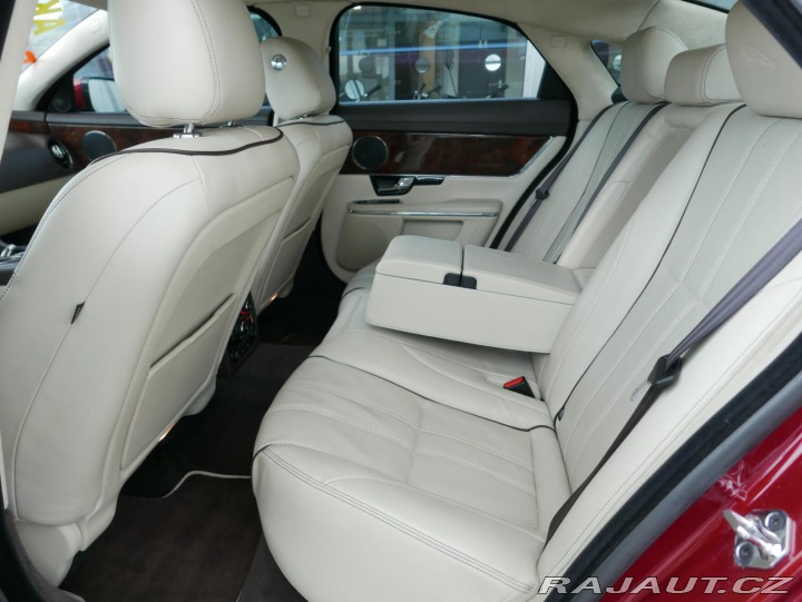 Jaguar XJ 3,0 V6 Diesel Panorama Au 2010