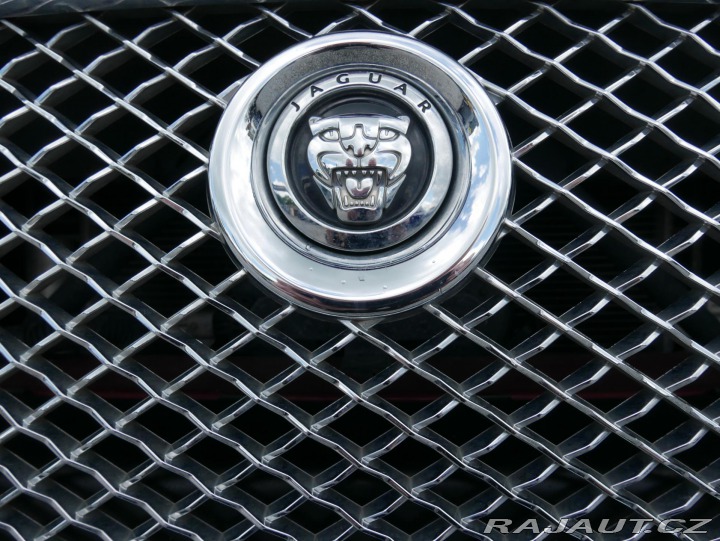 Jaguar XJ 3,0 V6 Diesel Panorama Au 2010