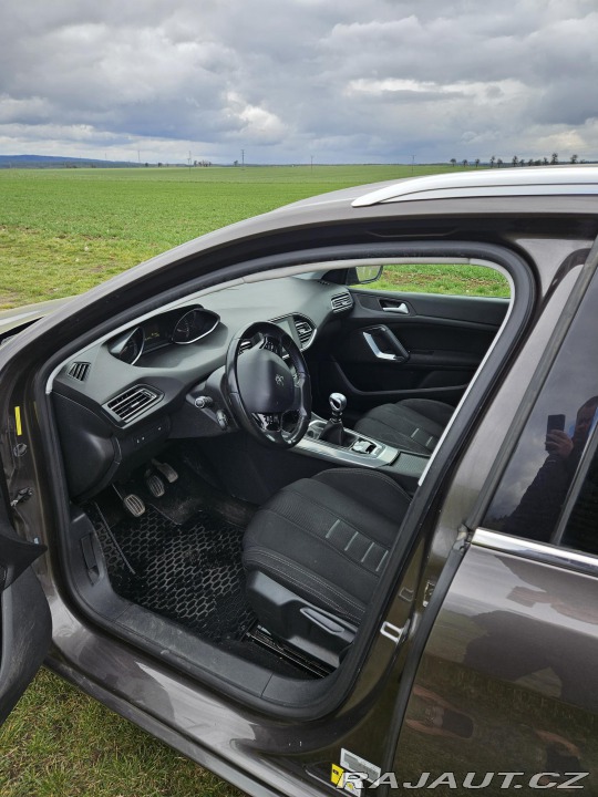Peugeot 308 SW 2014
