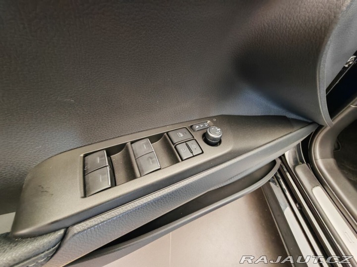 Toyota Camry 2.5 Hybrid Comfort 160Kw 2024