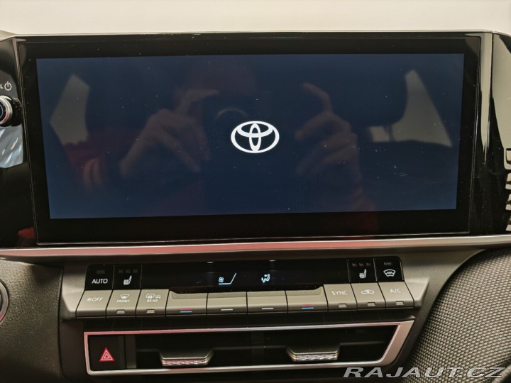 Toyota Camry 2.5 Hybrid Comfort 160Kw 2024