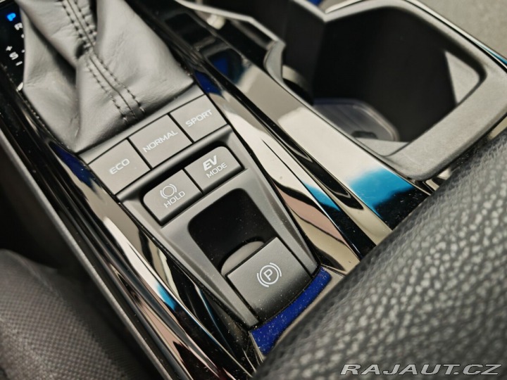 Toyota Camry 2.5 Hybrid Comfort 160Kw 2024