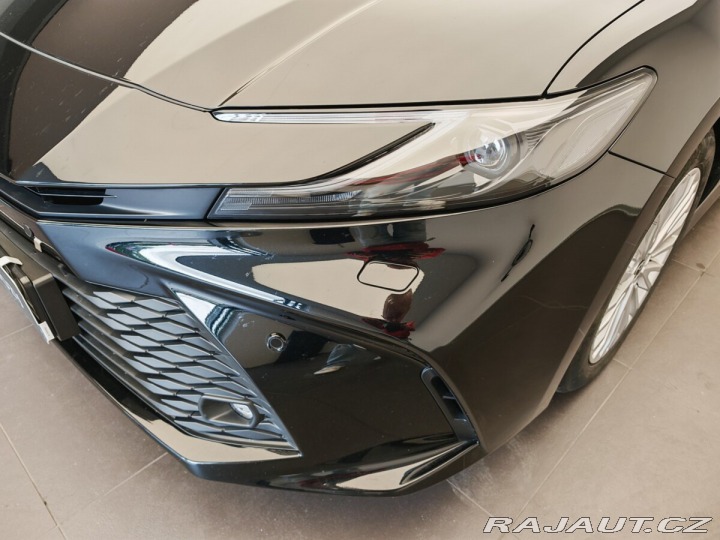 Toyota Camry 2.5 Hybrid Comfort 160Kw 2024