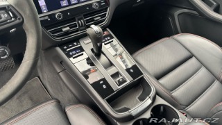 Porsche Macan S 2021