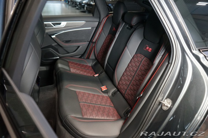 Audi RS6 PERFORMANCE*B&O*ZÁRUK 2023