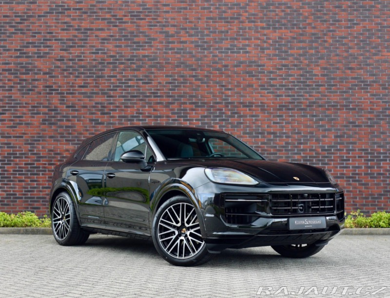 Porsche Cayenne Coupe E-Hybrid *Panoráma
