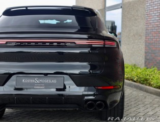 Porsche Cayenne Coupe E-Hybrid *Panoráma 2025