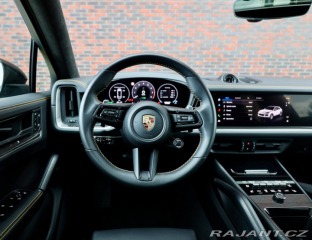 Porsche Cayenne Coupe E-Hybrid *Panoráma 2025