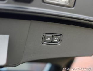 Porsche Cayenne Coupe E-Hybrid *Panoráma 2025