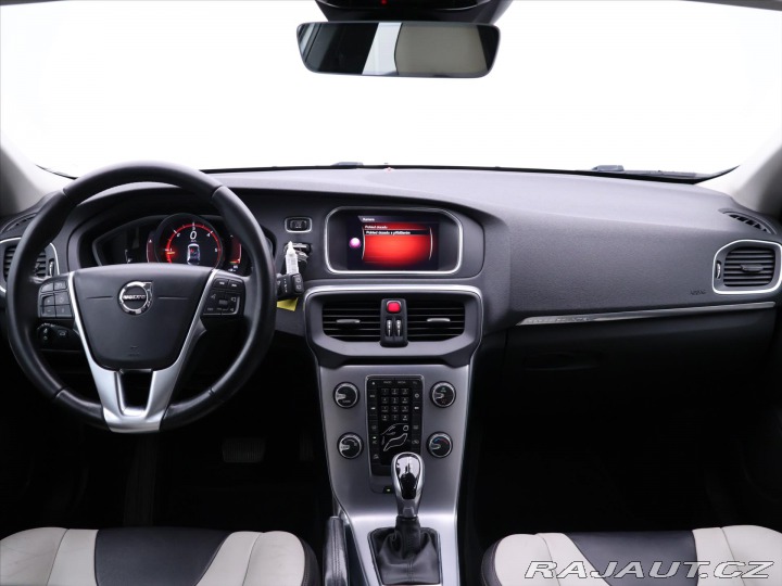Volvo V40 2,0 D2 Aut. Cross Country 2017