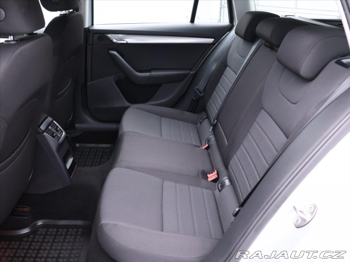 Škoda Octavia 2,0 TDI 110kW DSG Style C 2015