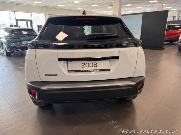 Peugeot 2008 1,2 PureTech 100 MAN6  AL 2025