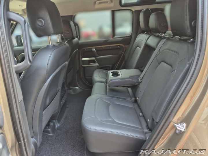 Land Rover Defender 3,0 D300 SE 110 2022