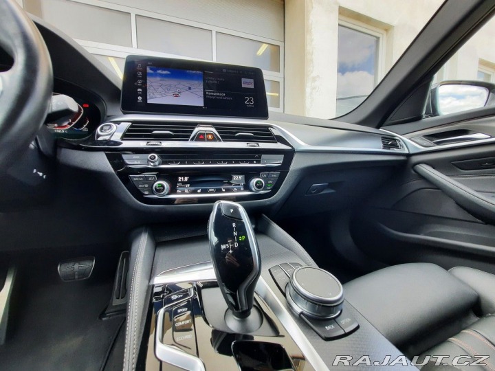 BMW 5 530d xDrive M Sport Touri 2021