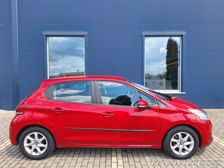 Peugeot 208 1,2 PureTech 82k M5 2017