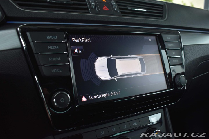 Škoda Superb 2.0TDI*110kW*DSG*STYLE* 2015