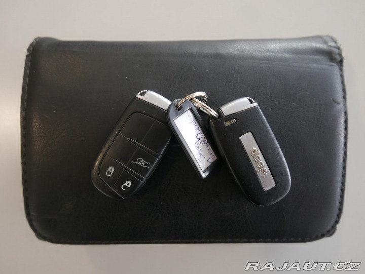 Jeep Grand Cherokee 3,0 CRD V6 Summit 4x4 Aut 2014