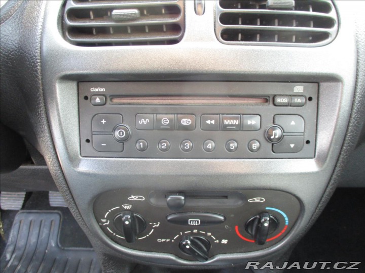 Peugeot 206 1,1 i 44kw Tažné 2004