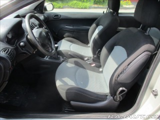 Peugeot 206 1,1 i 44kw Tažné 2004