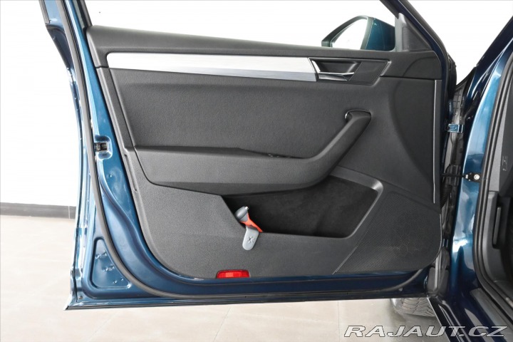 Škoda Superb 1,5 TSi 110kW DSG *Busine 2021