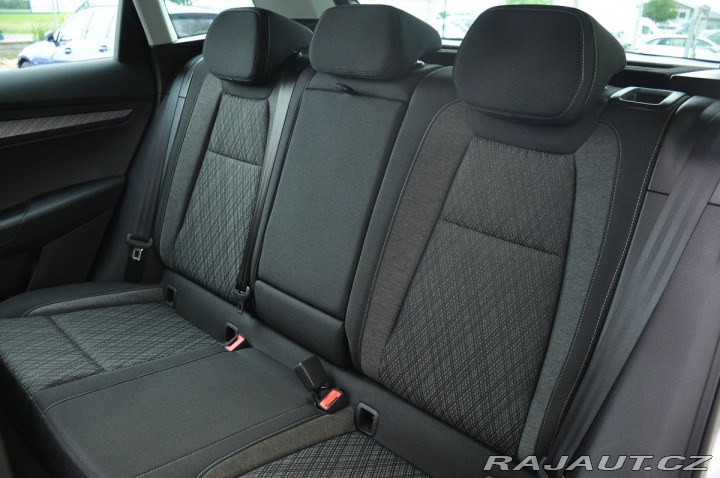 Škoda Karoq 2,0TDI DSG NAVI KAMERA ČR 2023