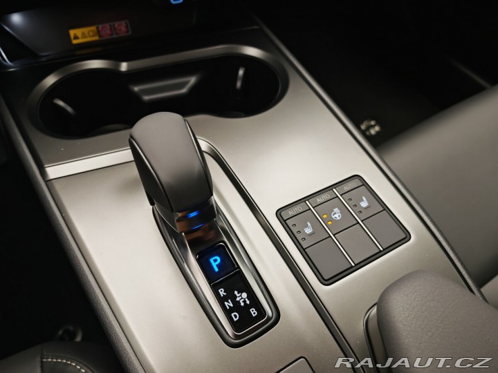 Lexus Ostatní modely UX 300h F-Sport Design 2024