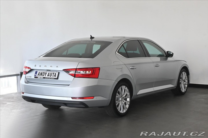 Škoda Superb 2,0 TDI 110 kW STYLE Záru 2021