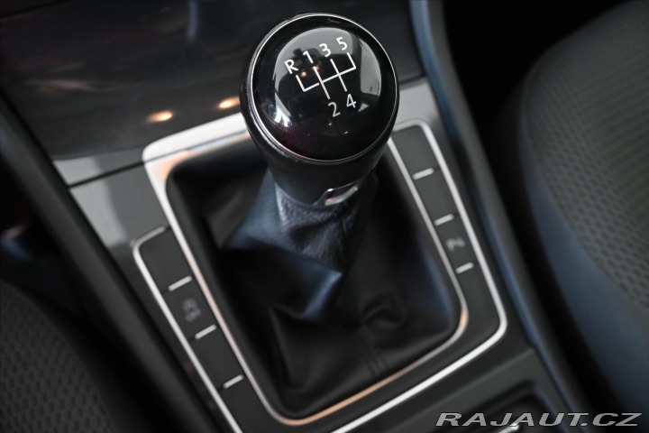 Volkswagen Golf 1,6 TDi 85kW COMFORTLINE 2020