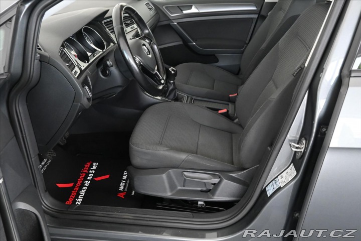 Volkswagen Golf 1,6 TDi 85kW COMFORTLINE 2020