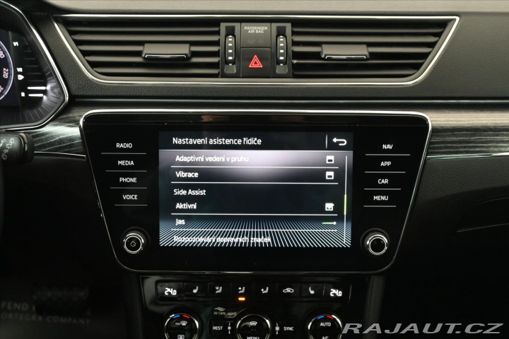 Škoda Superb 2,0 TDi 110kW DSG STYLE Z 2020