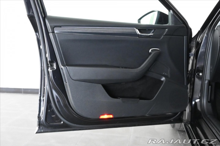 Škoda Superb 2,0 TDi 110kW DSG STYLE Z 2020
