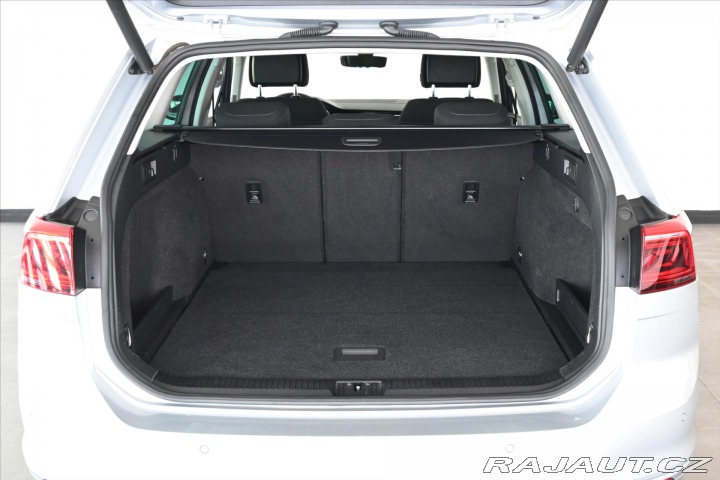 Volkswagen Passat 2,0 TDi 110kW *Business* 2021