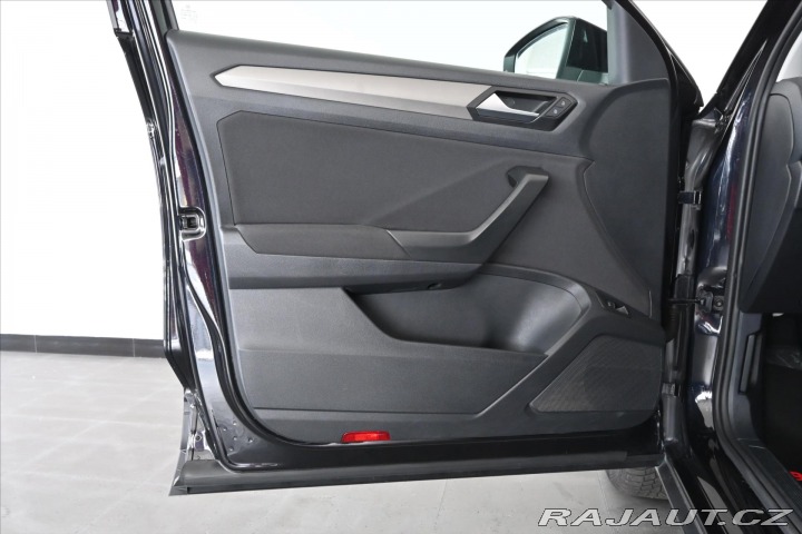 Volkswagen T-Roc 1,5 TSi 110kW DSG Style B 2022