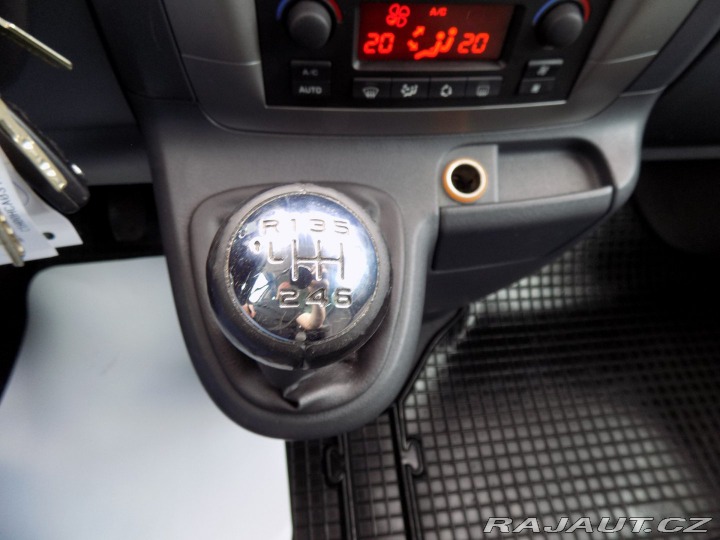 Citroën Jumpy 2.0HDI/L2H1/Multispace/1. 2015